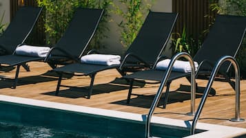 Luksus-bungalow | Pool | Udendørs pool