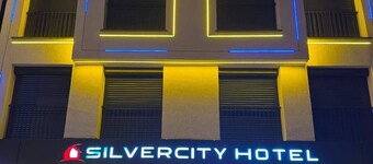 Silvercity Hotel&Suites