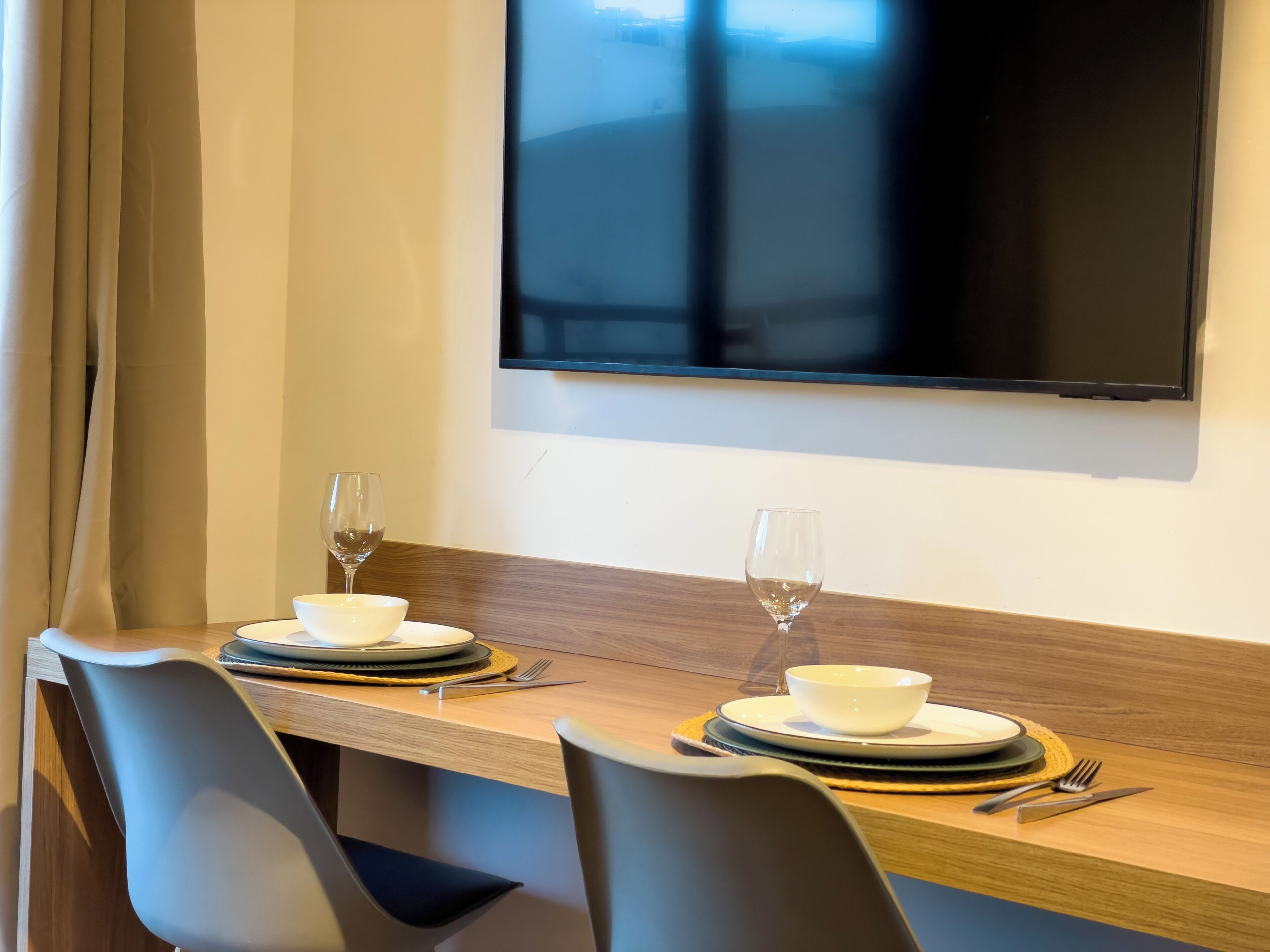Apartment | Dining