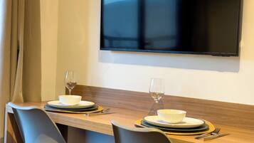 Apartment | Dining