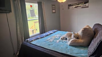 2 bedrooms, WiFi, bed sheets