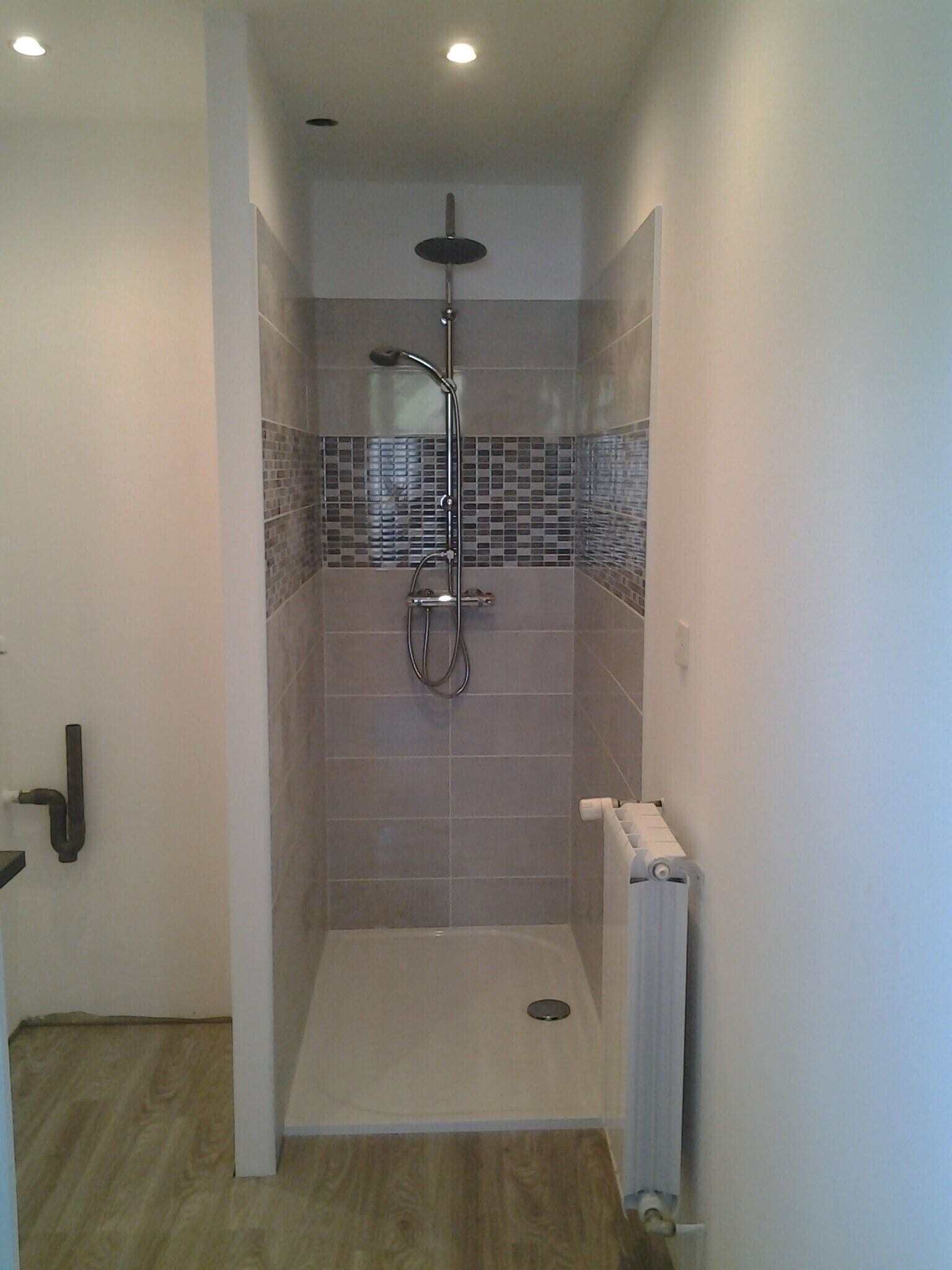 Shower, towels