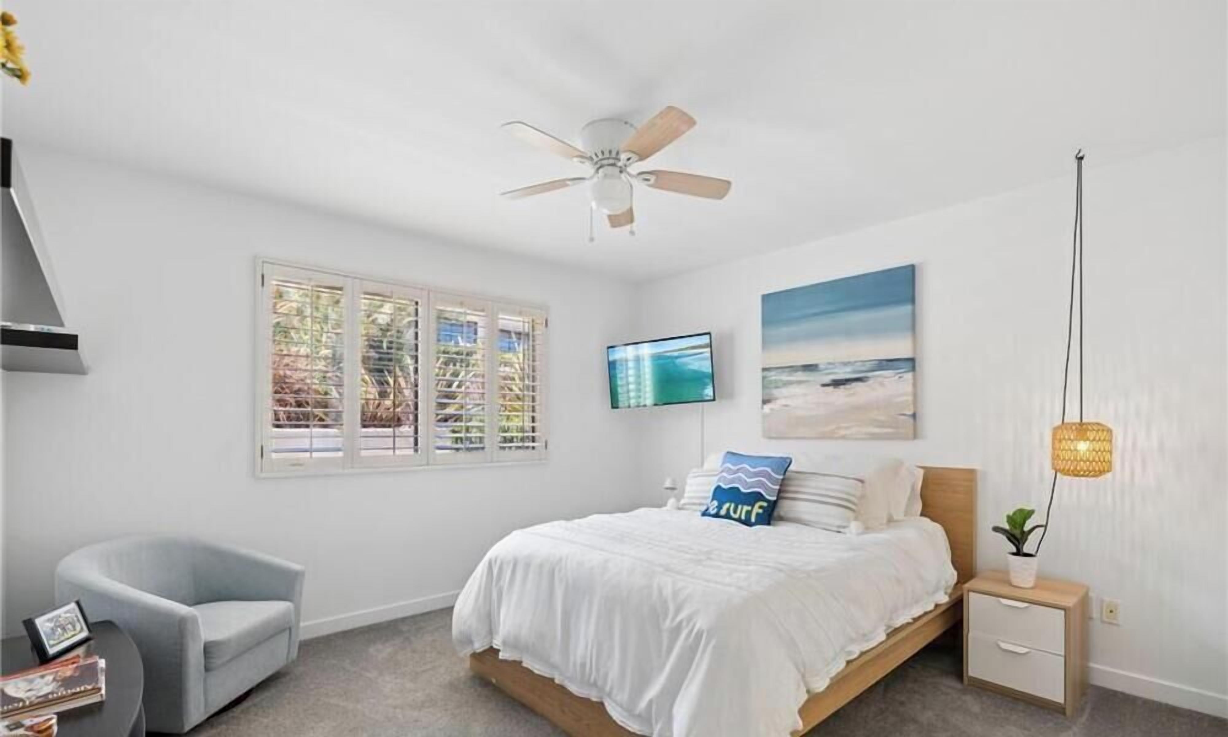 4 bedrooms, desk, WiFi