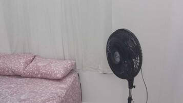 Family Double Room, Courtyard View | WiFi (free)