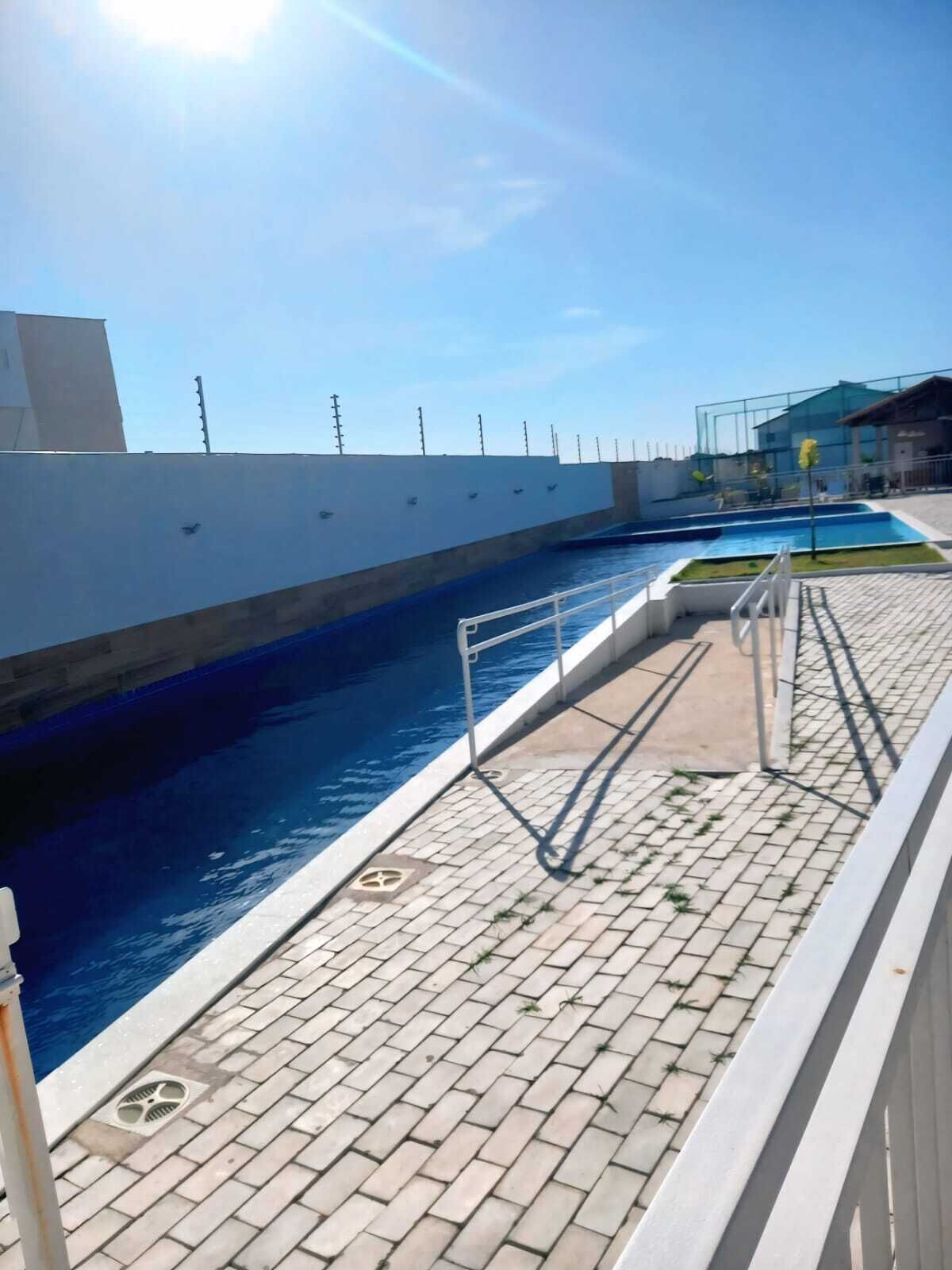 2 indoor pools