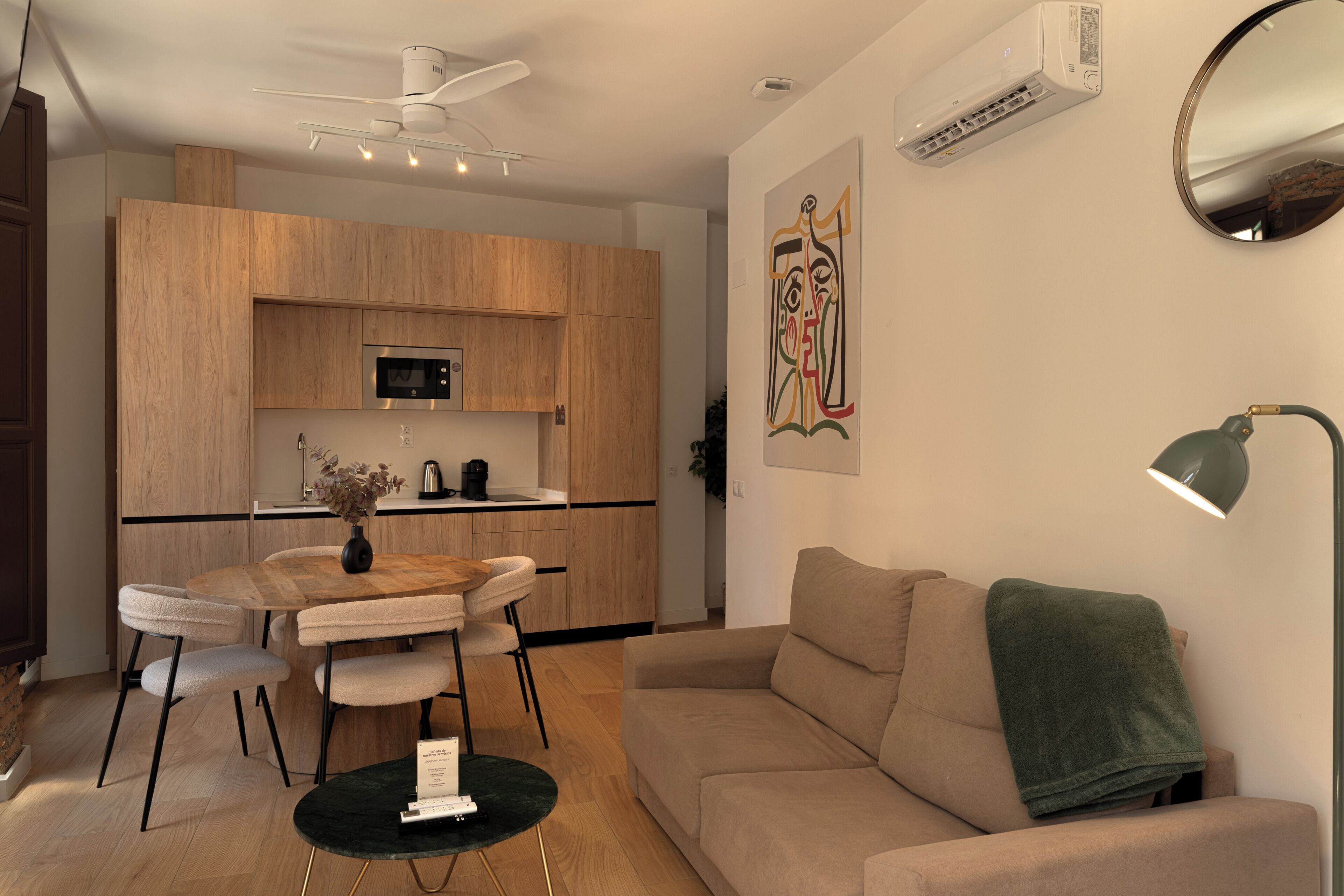 Apartamento superior | Zona de estar
