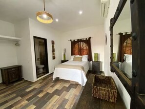 3 chambres, fer et planche à repasser, Wi-Fi gratuit, draps fournis