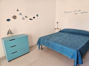 2 bedrooms, iron/ironing board, free WiFi, bed sheets - Villa Jeanne, your ideal vacation home just a stone's throw from the beach in Salento! (Presepe)