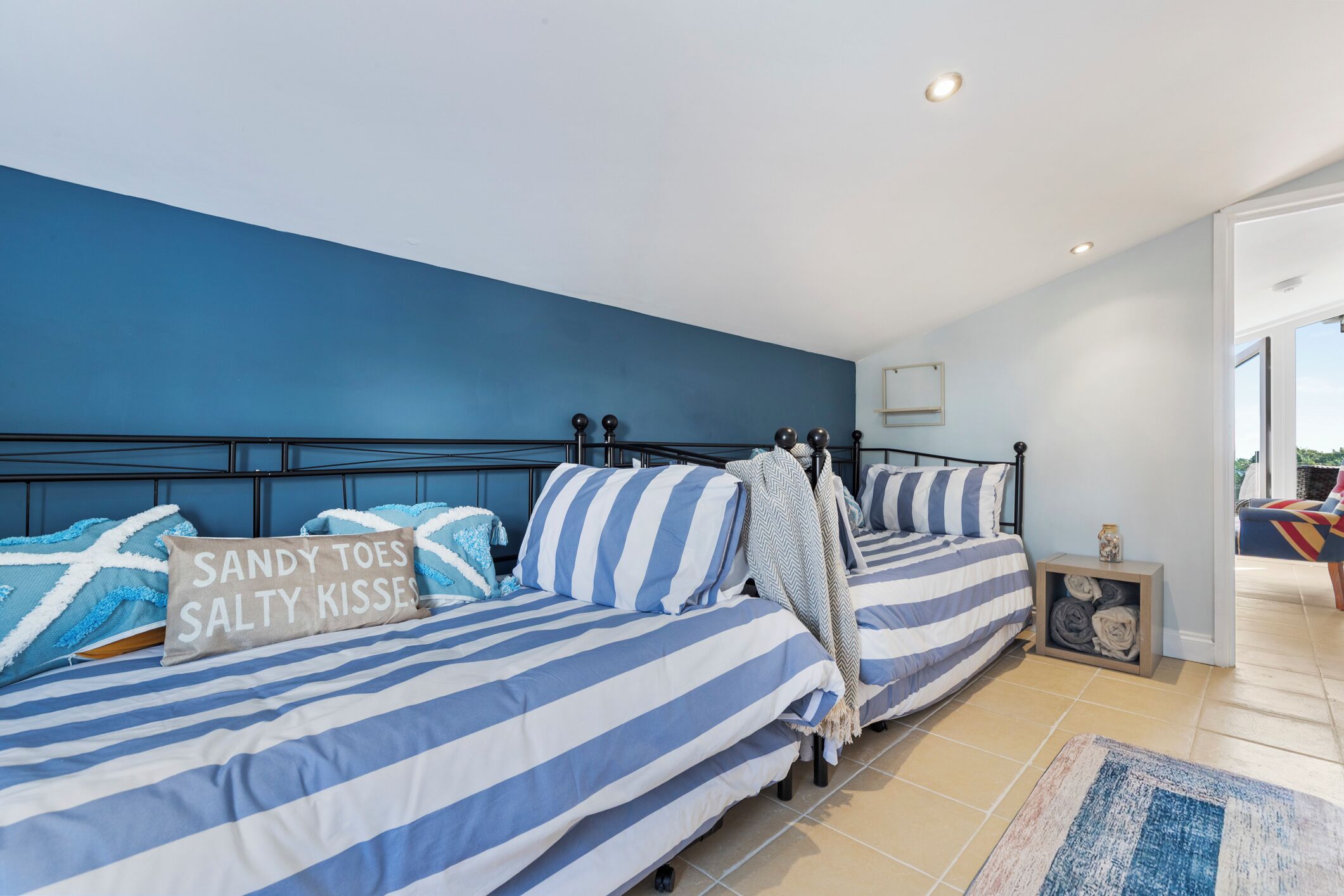 4 bedrooms, iron/ironing board, travel crib, WiFi (free)