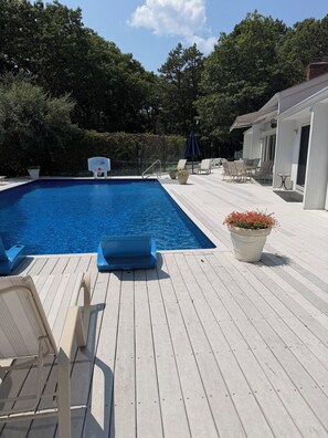 Pool - 4-bedroom house in excellent East Quogue with tennis court and pool (East Quogue)