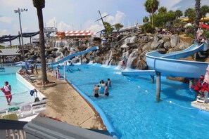 Apartment, Mehrere Betten (Pelican Beach Terrace 1503) | Pool