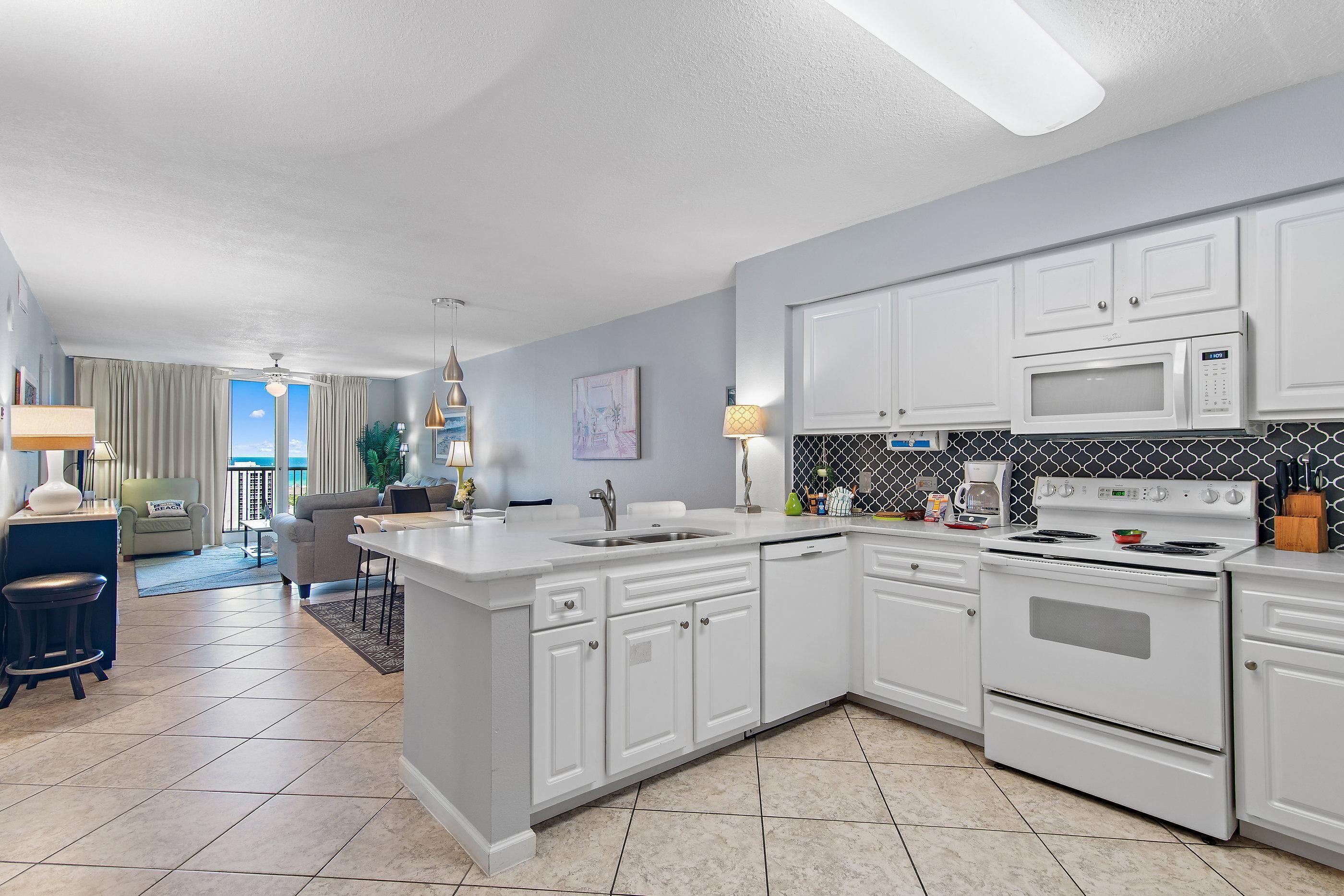 Condo, Multiple Beds (Pelican Beach Terrace 1503) | Private kitchen