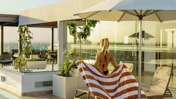 4 piscinas al aire libre