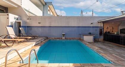 Casa com Piscina em Condom nio no Recreio