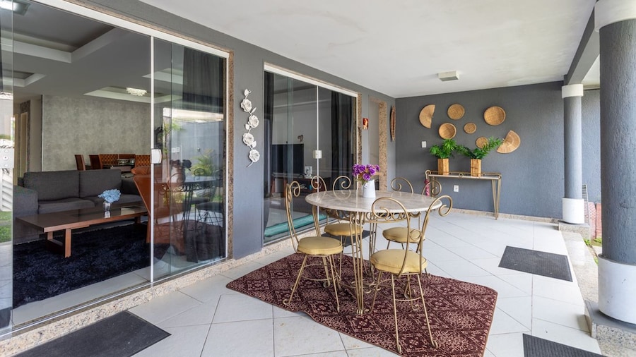 Casa com Piscina em Condom nio no Recreio