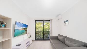 House | 1 bilik tidur, Internet