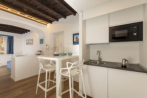 Immagine non classificata, 2 di 25, pulsante