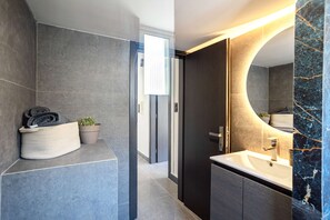 House - Socrates Suites - Urban Calm by the Sea Kalamata (Kalamata)