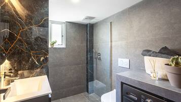 House | 2 bedrooms