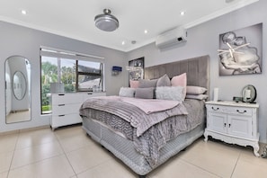 House, 3 Bedrooms, Accessible, Smoking - Athlone Holiday Denvor (Durban North)