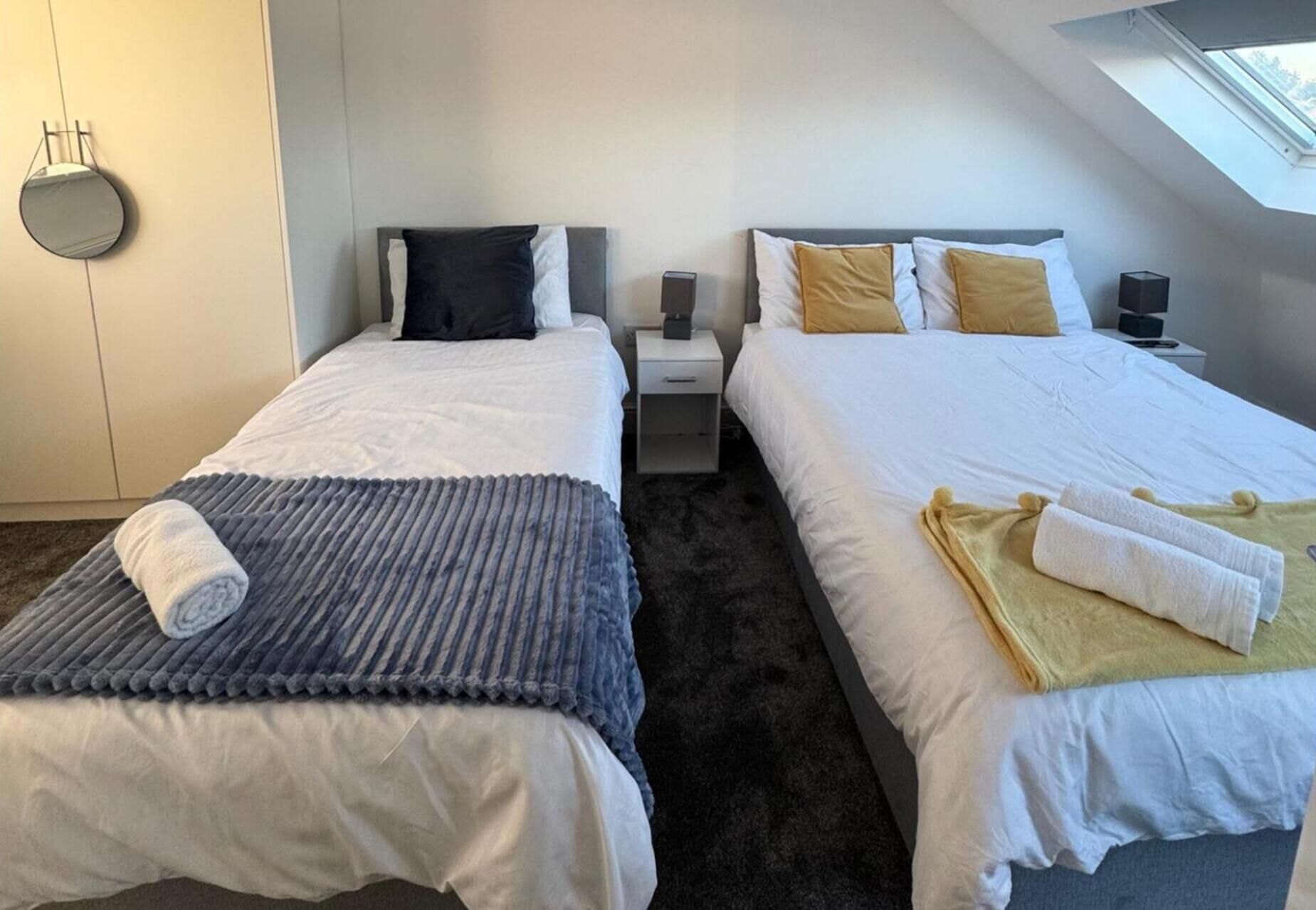 Ferros/tábuas de passar roupa, Wi-Fi de cortesia, roupa de cama