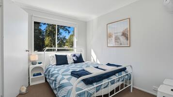 3 bedrooms, iron/ironing board, travel cot, free WiFi