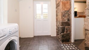 Interior - Irt Cottage (Seascale)