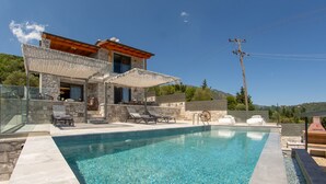Unclassified image, 2 of 68, button - Amalfi Villa Lefkada (Lefkada)