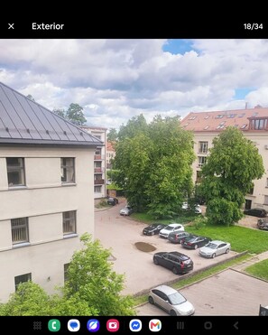 Exterior - Cosy Entire 2 Bedroom Apartment Centre Parking (Kaunas)