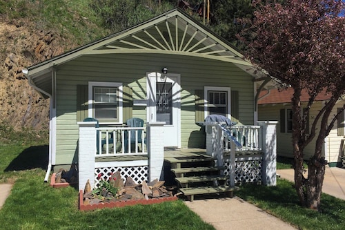 Charming Home on Main Street in Deadwood!