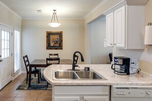 Nhà (3 Bedrooms) | Nội thất