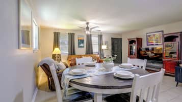 Casa (3 Bedrooms) | Interior