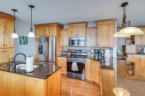 House (4 Bedrooms) | Interior