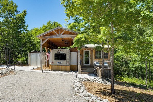 House (1 Bedroom) | Front of property