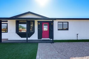 Talo (4 Bedrooms) | Sisätilat