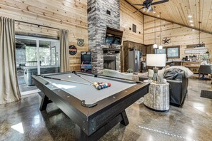 House (1 Bedroom) | Interior - Broken Bow Cabin w/ Hot Tub! Soak, Sip & Stargaze (Broken Bow)