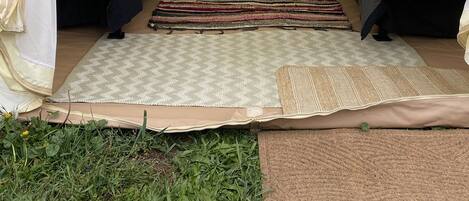 Individually decorated, individually furnished, bed sheets