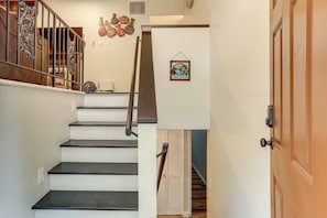Casa (2 Bedrooms) | Interior