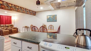 Casa (2 Bedrooms) | Interior