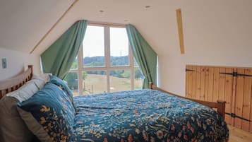 2 bedrooms, WiFi (free), individually decorated, individually furnished