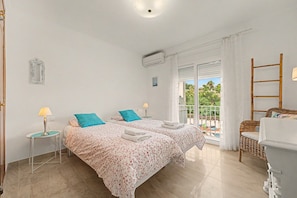 Unclassified image, 5 of 29, button - Apartment 'Casa Luz' with Sea Views (Benalmádena)