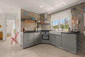 Unclassified image, 4 of 29, button - Apartment 'Casa Luz' with Sea Views (Benalmádena)