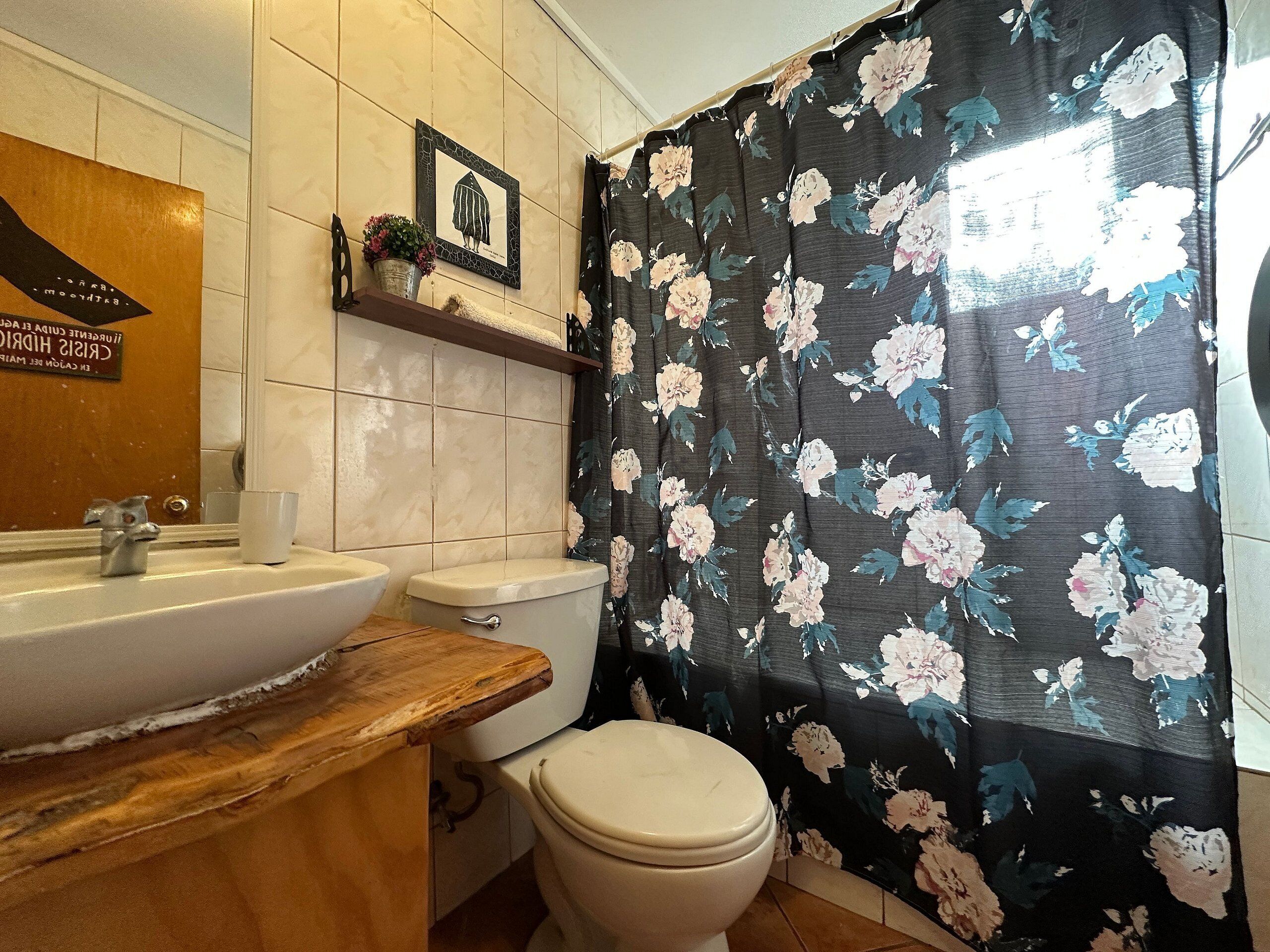 Cabin | Bathroom