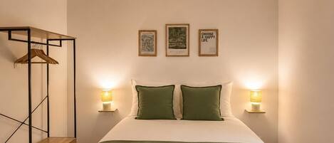1 bedroom, WiFi (free), bed sheets