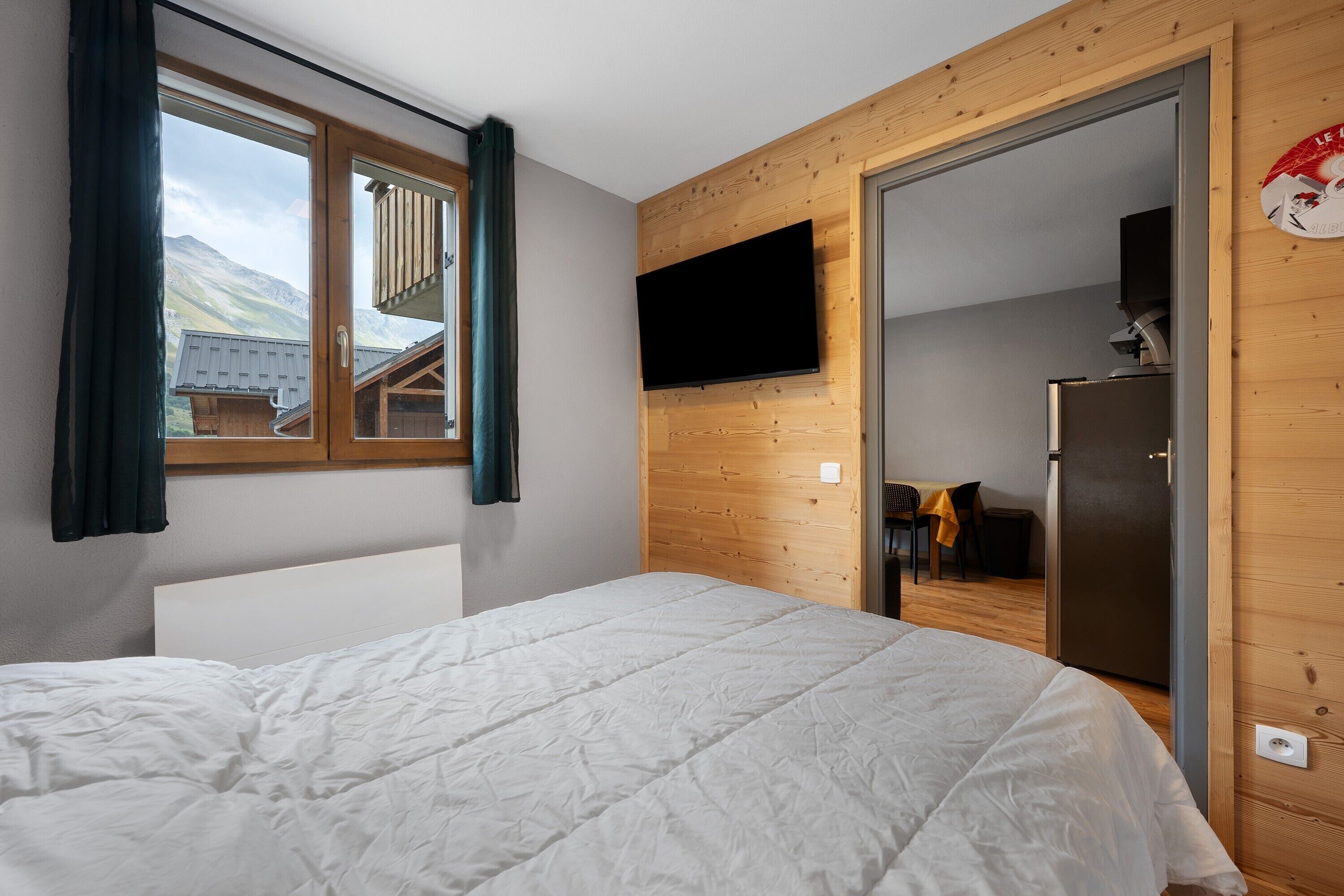 2 Schlafzimmer, Bügeleisen/Bügelbrett, Bettwäsche