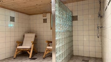 Shower, towels