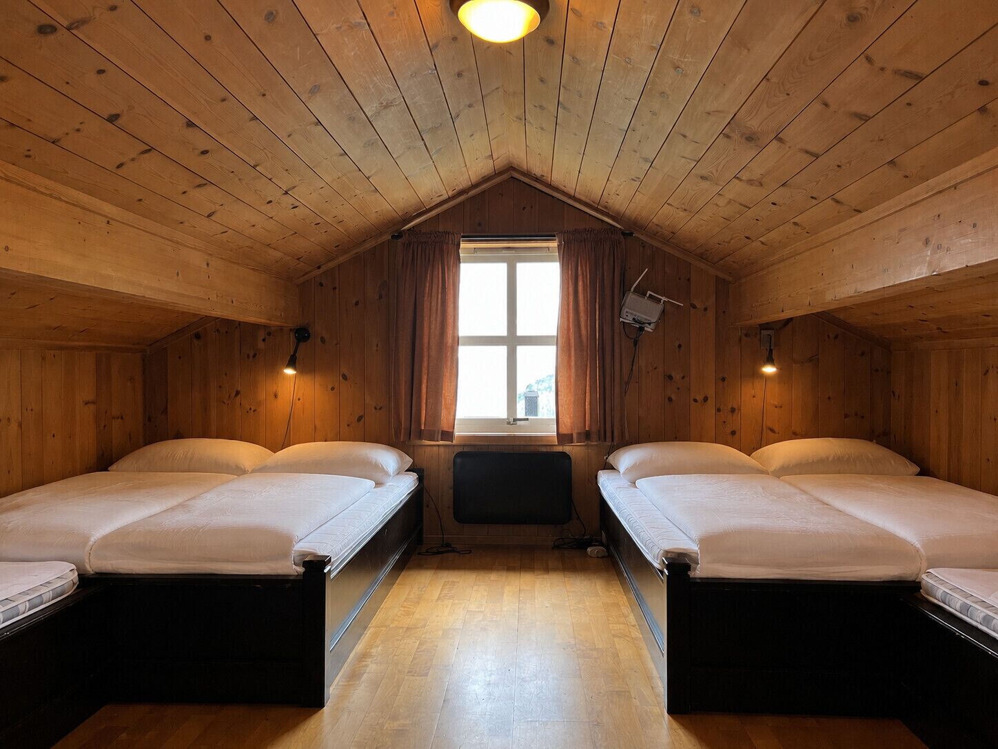 7 habitaciones, wifi gratis y ropa de cama 