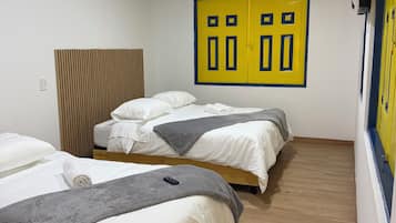 Deluxe Triple Room, River View | WiFi (free)