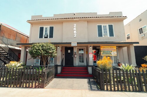 Clarendon Hotel