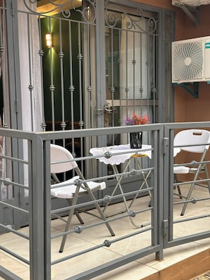 Comfort-Apartment | Speisen im Freien